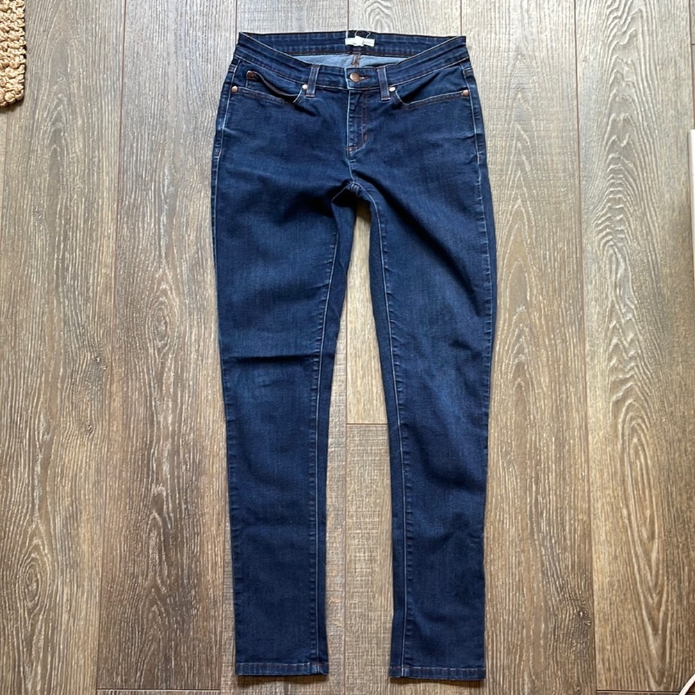 EILEEN FISHER ORGANIC COTTON SKINNY JEANS CROPPED SIZE 4 Inseam 29” dark wash